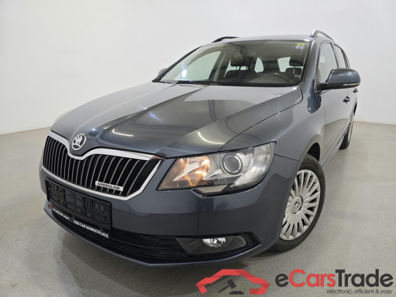 Skoda Superb Combi 1.6TDI Active Navi Klima PDC ...