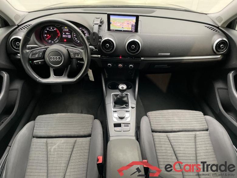 AUDI A3 SPORTBACK 1.5 TFSI CoD Sport Lease Edition #6