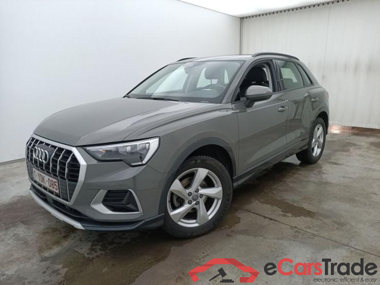 Audi Q3 35 TDI S tronic Advanced 5d