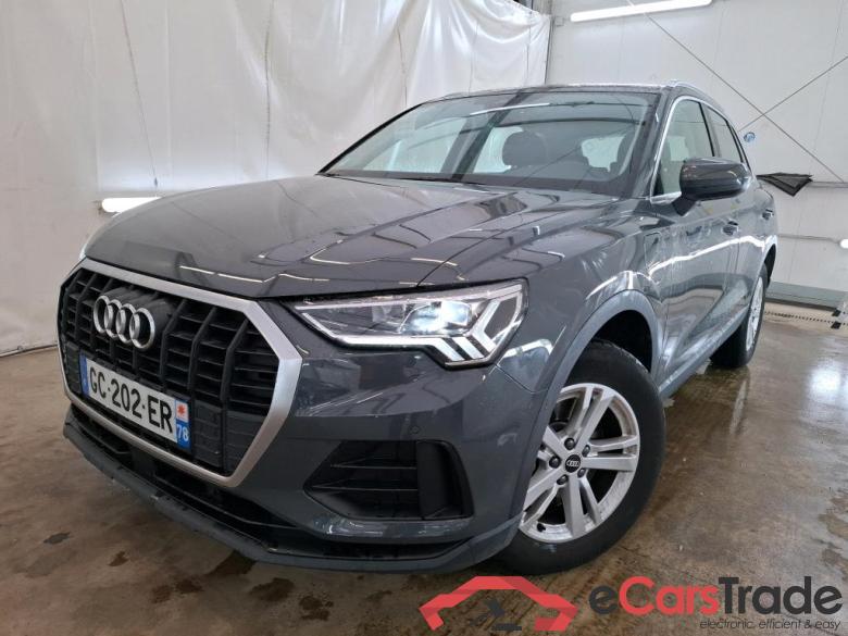 AUDI Q3 / 2018 / 5P / SUV 45 TFSI E 245 S TRONIC BUSINESS LINE #1