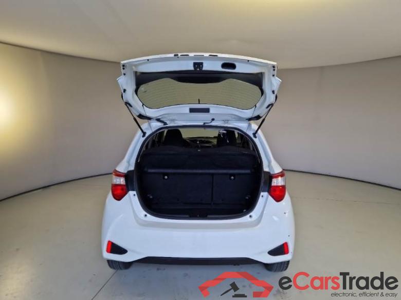 TOYOTA YARIS / 2017 / 5P / BERLINA 1.5 HYBRID BUSINESS #5