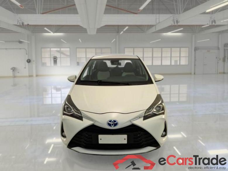 TOYOTA YARIS / 2017 / 5P / BERLINA 1.5 HYBRID BUSINESS #6