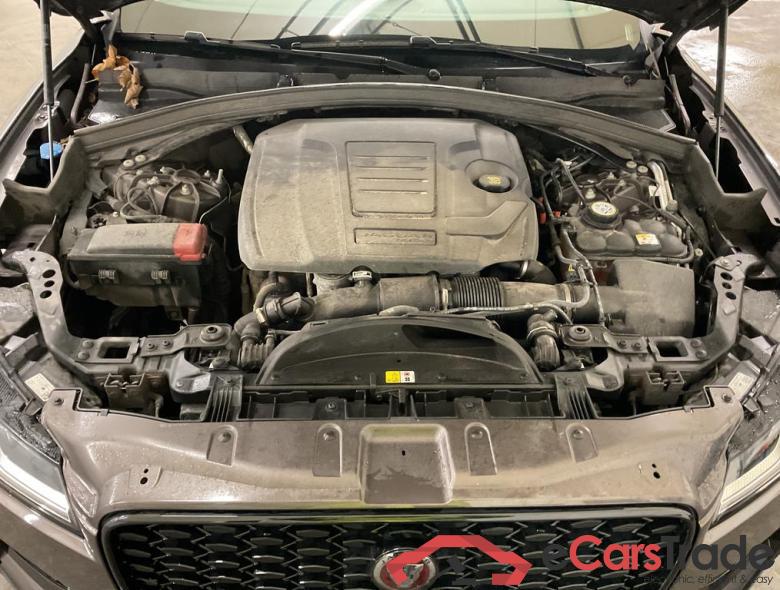 JAGUAR F-Pace F-Pace 2.0 T AWD P250 R-Dynamic S #3