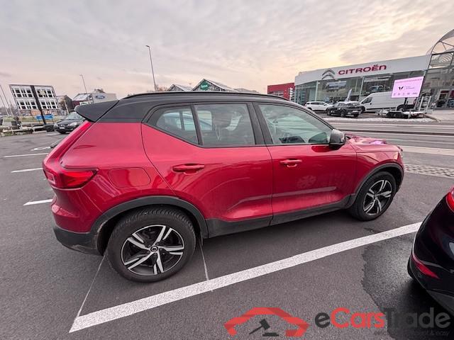 VOLVO XC40 1.5 T2 R-Design #2