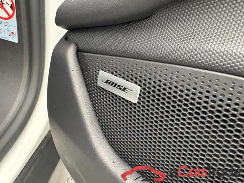 PORSCHE Taycan Cross Turismo Taycan Cross Turismo 93.4 kWh Taycan 4 Cross Turismo #2