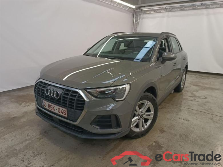 Audi Q3 35 TDI S Tronic Business Edition 5d