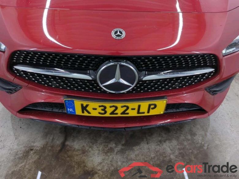 MERCEDES-BENZ CLA-klasse Shooting Brake 250 e Bns Sol AMG Ld #4