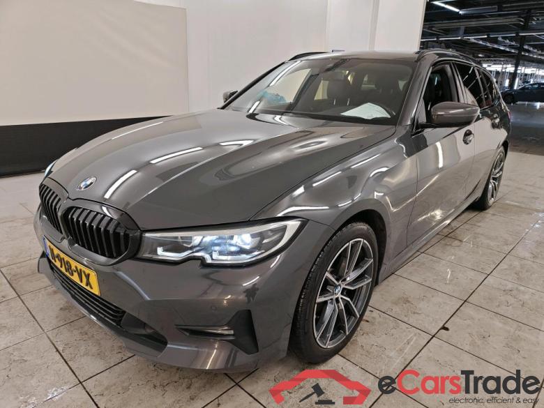 BMW 3 Serie Touring 318iA Business Edition 5d #1