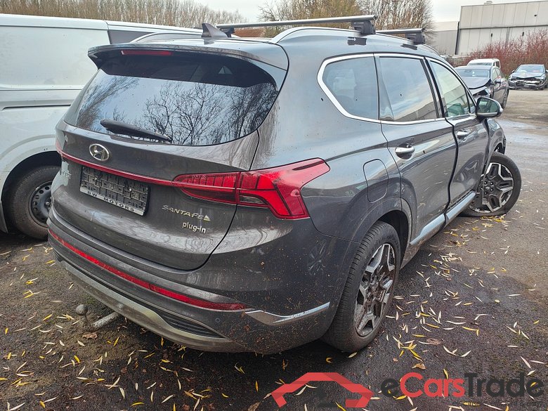 Hyundai Santa Fe 1.6 T-GDi Plug-in Hybrid 4x4 Shine Aut. 5d !!! Damaged Car !!! Enkel IB 2 aanwezig !!! #2