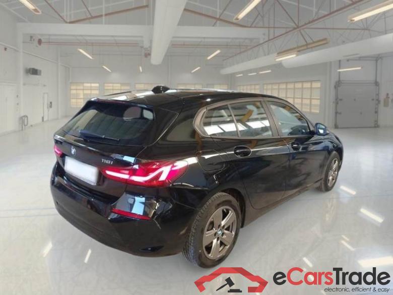 BMW SERIE 1 / 2019 / 5P / BERLINA 116I ADVANTAGE #2