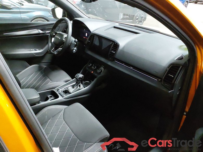 SKODA Karoq 2.0 TDI 110kW 150cv DSG Automático Sportline #3