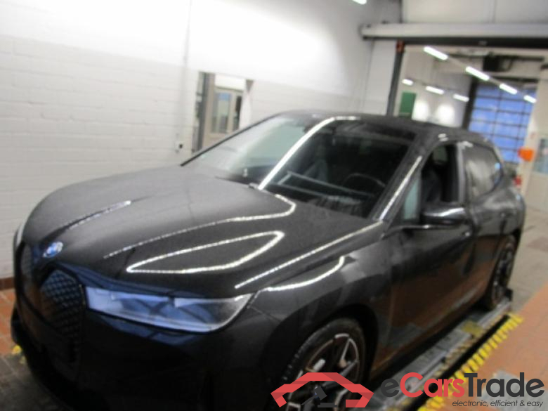 BMW iX (I20)(07.2021->) DE - SUV5 xDrive40, xDrive40, 2021 - 2025