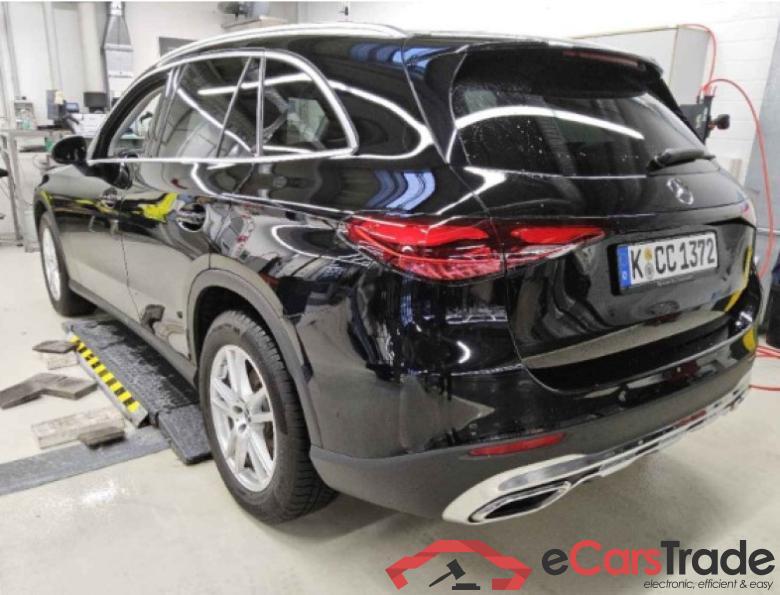 Mercedes-Benz GLC (BM 254)(06.2022->) DE - SUV5 GLC 200 EU6d, Avantgarde 4Matic (EURO 6d), 2022 - 2024 #2