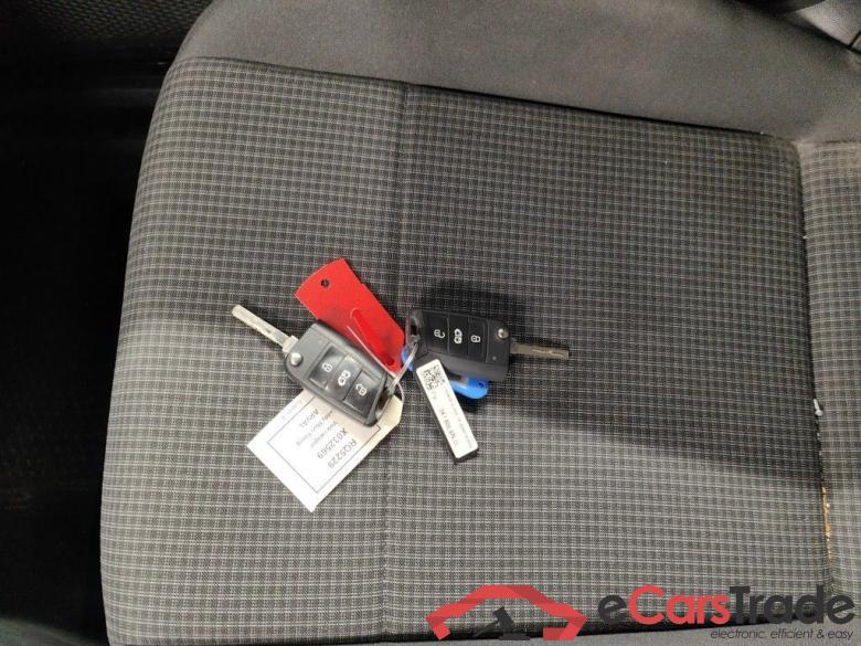 VOLKSWAGEN CADDY MAXI VAN DIESEL - 2021 2.0 TDi 102 5d #4