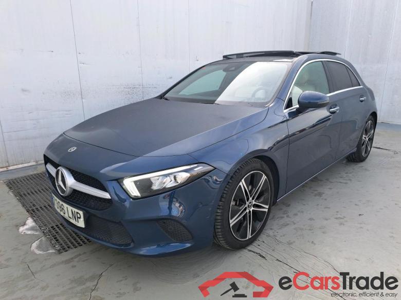 MERCEDES-BENZ Clase A / 2018 / 5P / berlina con portón A 200 d #1