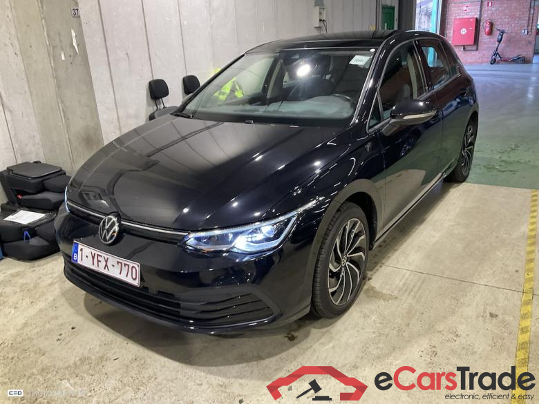 VOLKSWAGEN Golf 1.5 E-TSI LIFE DSG