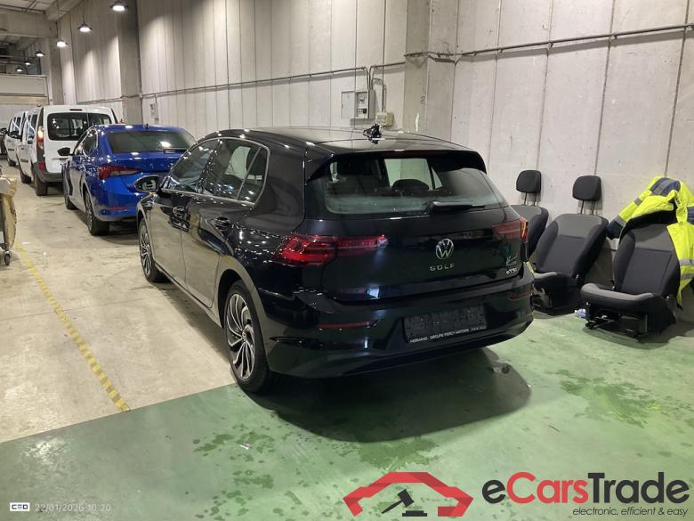 VOLKSWAGEN Golf 1.5 E-TSI LIFE DSG #3