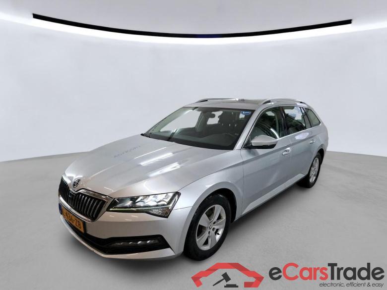 SKODA Superb Combi 110 kW #1