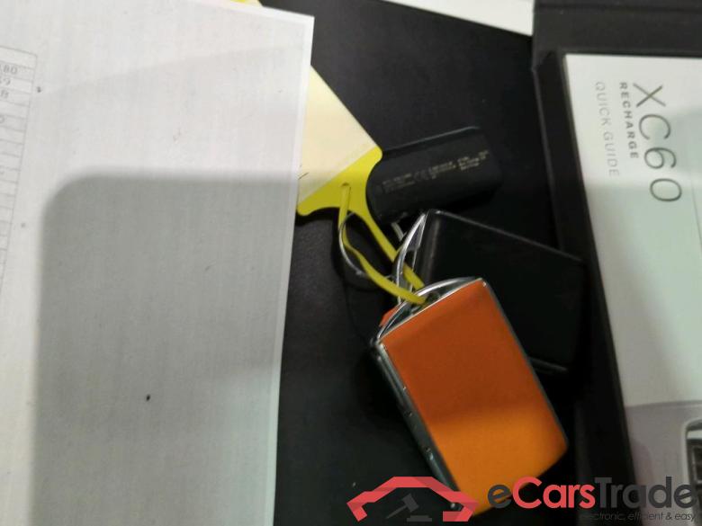 VOLVO XC60 T8 AWD Recharge Geartronic RDesign 5d 223kW #6