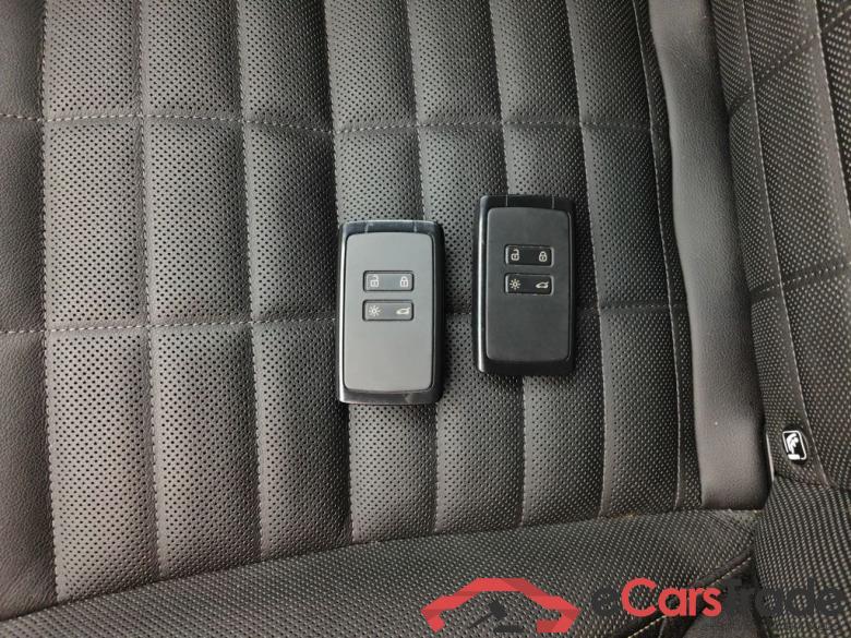 RENAULT MEGANE E-TECH - 2022 60 kWh Iconic R220 Optimum charge 5d #4