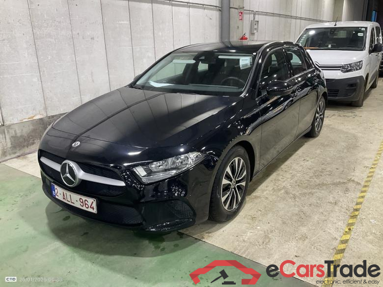MERCEDES-BENZ CLASS A (W177) A 160 Business Solution