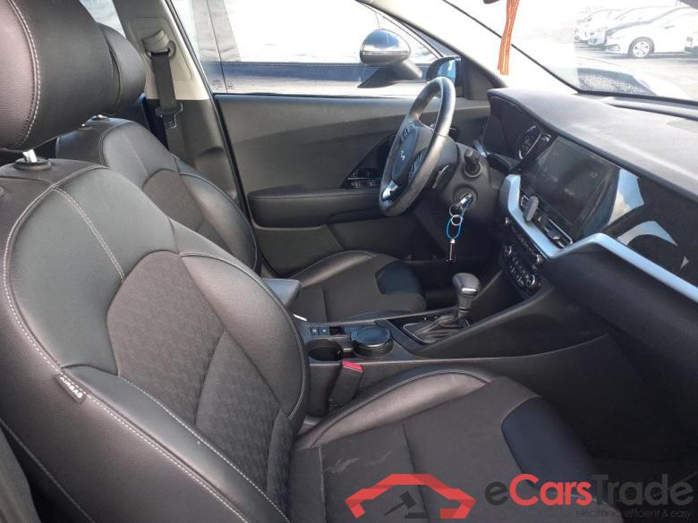 KIA Niro / 2019 / 5P / crossover 1.6 GDi PHEV 104kW (141CV) Drive #6