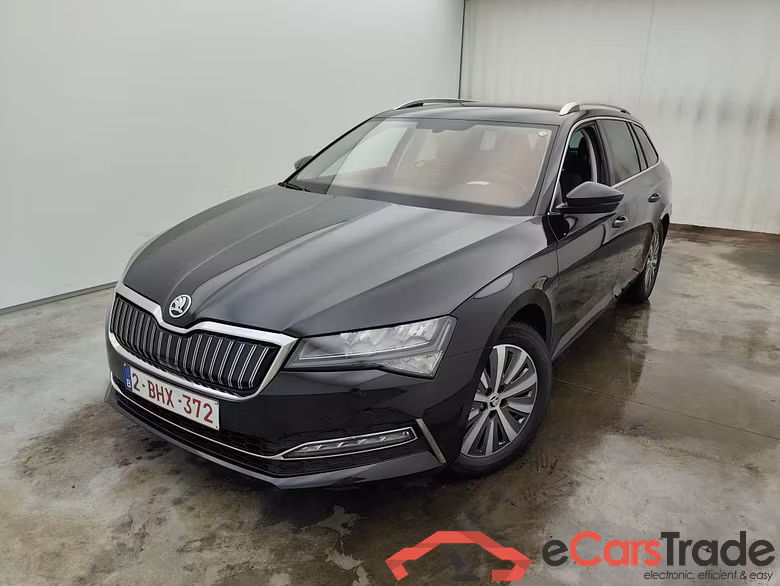 Skoda Superb Combi 1.4 TSI iV 160kW DSG6 Clever 5d
