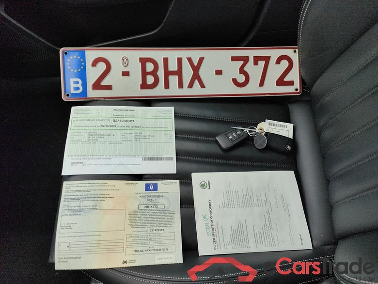 Skoda Superb Combi 1.4 TSI iV 160kW DSG6 Clever 5d #4