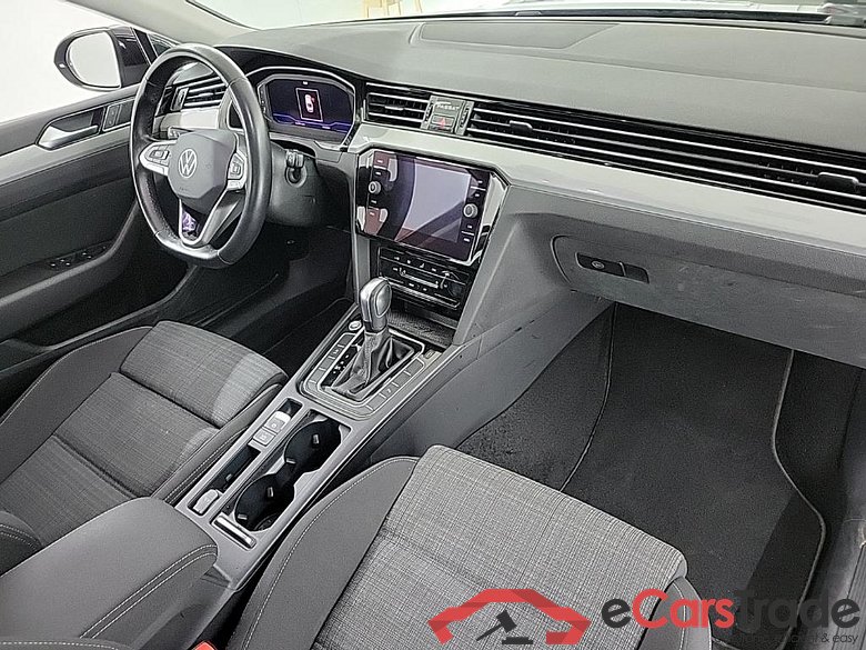 VOLKSWAGEN PASSAT 1.6 TDI 88kW Comfort Business 7-DSG 4D #6