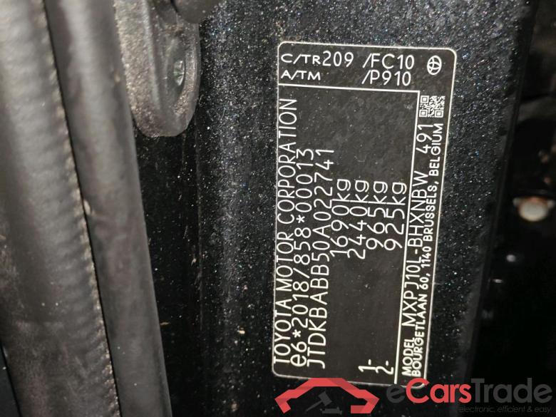 Toyota Yaris Cross 1.5 Hybrid First Edition Automaat 5d #6