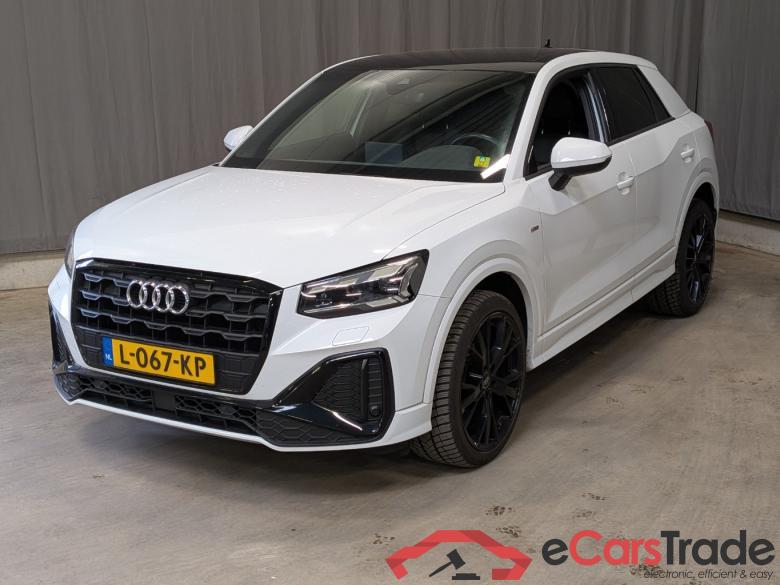 AUDI Q2 35 TFSI S edition #1