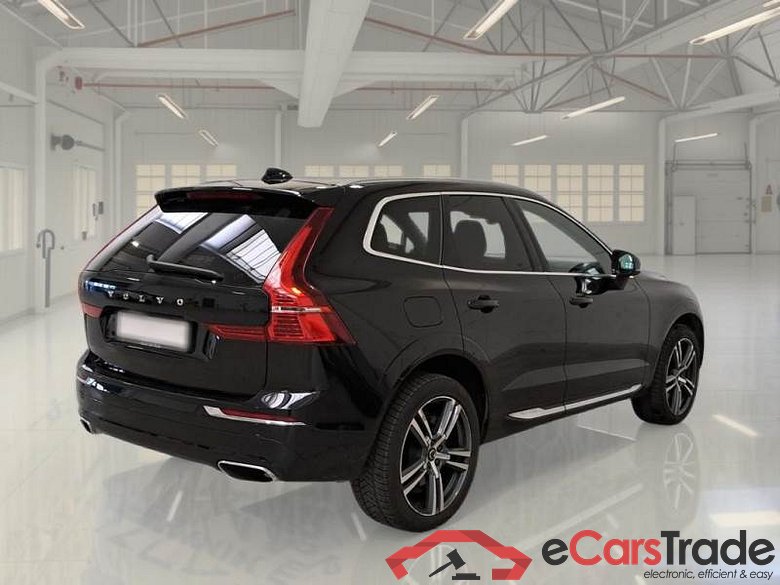 VOLVO XC60 / 2017 / 5P / SUV T6 PLUG-IN AWD AUTO RECHARGE INS. EXP #2