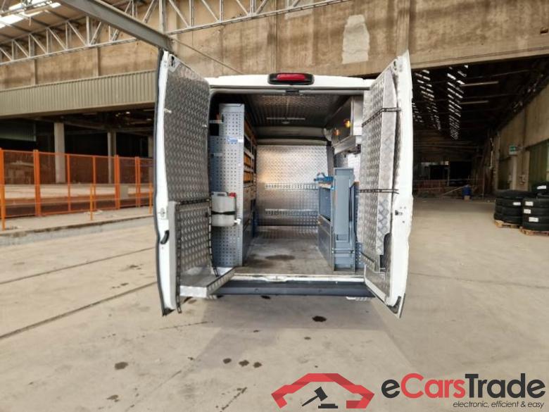PEUGEOT BOXER / 2014 / 4P / FURGONE 335 L2H2 2.2 BLUEHDI 140CV SeS #5