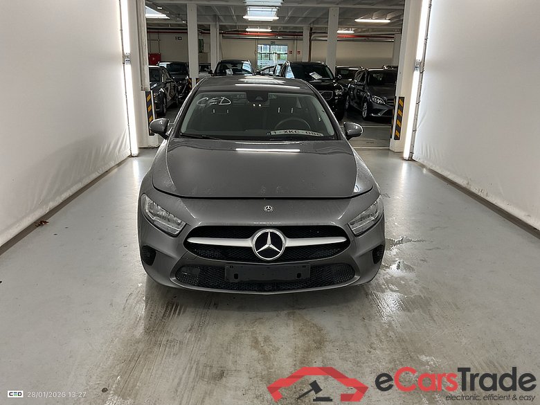 MERCEDES-BENZ CLASSE A (W177) A 160 #2