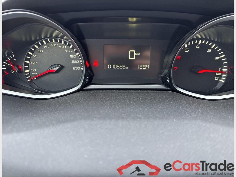 PEUGEOT 308 1.2 PureTech Style (EU6.3) #3