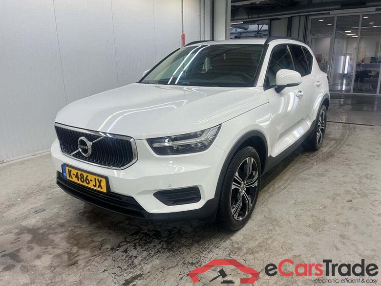 VOLVO XC40 1.5 T2 Moment. Core #1