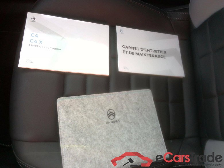 Citroen C4 MAX 1.2 Micro hybride Essence/Electrique 136hp #6