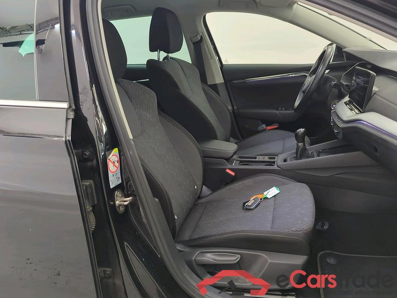 Skoda Octavia Combi 1.5 TSI ACT Style 5d #3