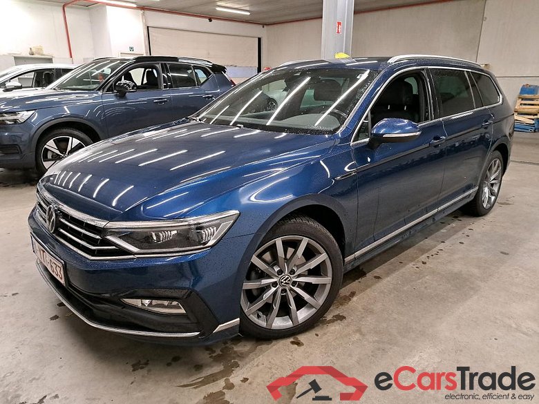 Volkswagen Passat Variant 2.0 TDI R-Line Aut. LED-Matrix Navi Sport-Leather ACC KeylessGo Klima PDC ...