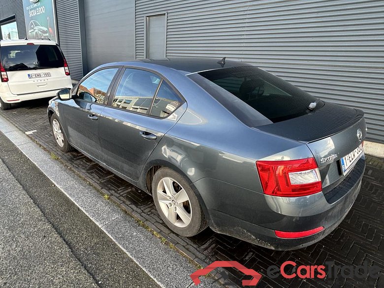 SKODA Octavia Octavia Ambition GreenLine 1,6 TDI 81 kW 6-speed mech. #3