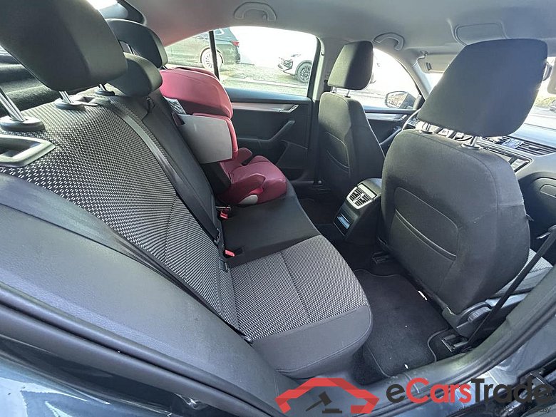 SKODA Octavia Octavia Ambition GreenLine 1,6 TDI 81 kW 6-speed mech. #6