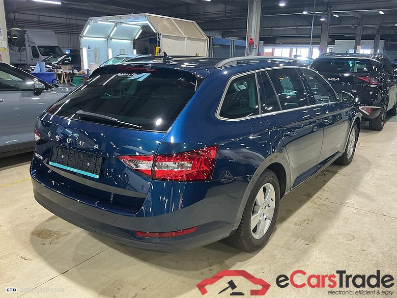 SKODA SUPERB COMBI 1.5 TSI ACT 110KW DSG7 CLEVER #4