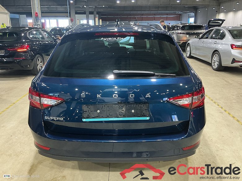 SKODA SUPERB COMBI 1.5 TSI ACT 110KW DSG7 CLEVER #5