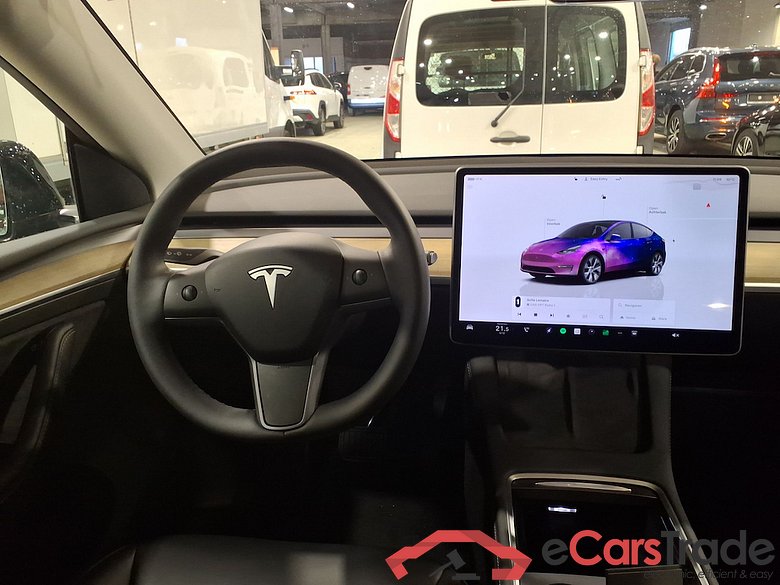 TESLA MODEL Y BEV AUTO RWD #6