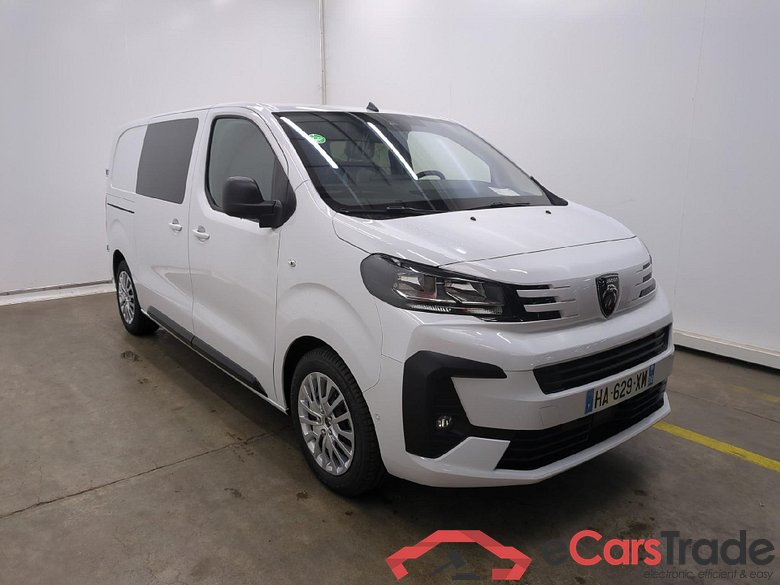 PEUGEOT Expert / 2023 / 4P / Fourgon tôlé Taille M 136 ch 75 Kwh CAF #4