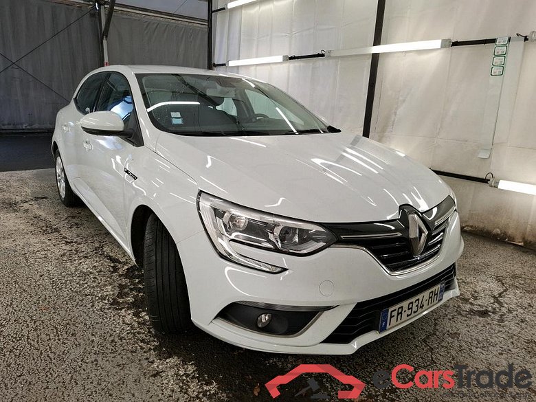 Megane IV Berline 5pt. Société Air Nav 1.5 dCi 90CV BVM6 E6 #4