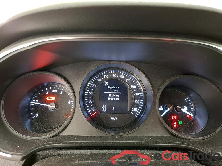 Megane IV Berline 5pt. Société Air Nav 1.5 dCi 90CV BVM6 E6 #6