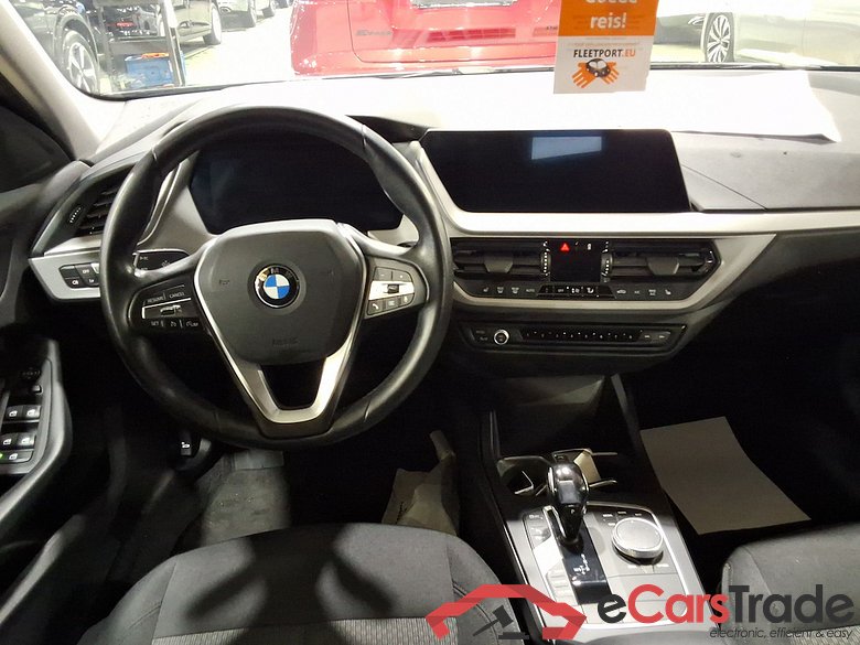 BMW 1 SERIES HATCH 1.5 118IA (100KW) #6