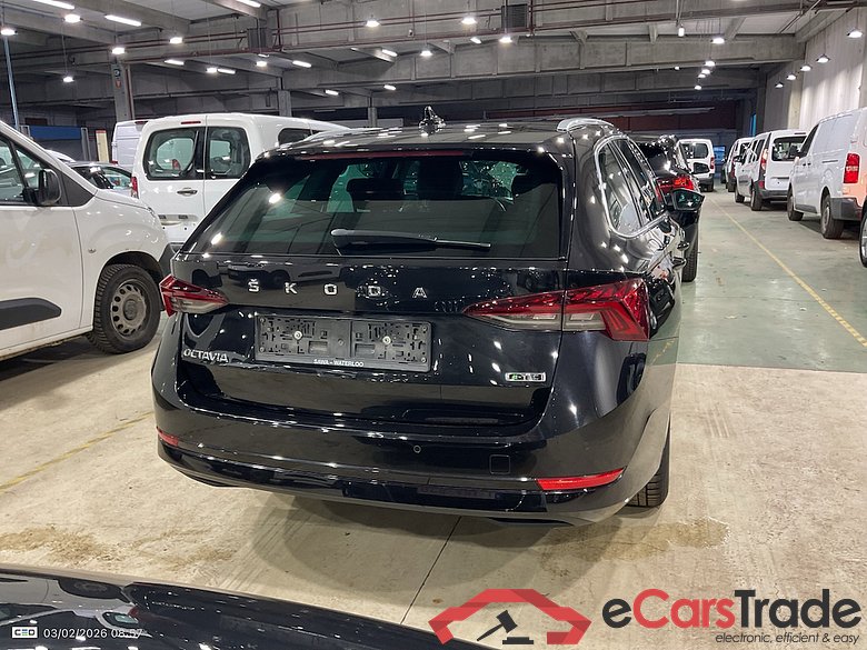 SKODA Octavia 1.0 TSI MHEV 81KW DSG CLEVER #5