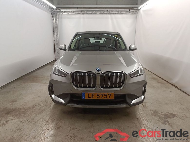 BMW iX1 66.5 kWh 272hp xDrive30 5d #5